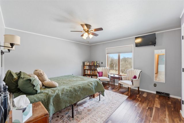 22364 45th Avenue, Saint Augusta, MN 56301