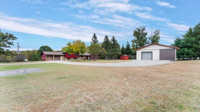 22364 45th Avenue, Saint Augusta, MN 56301