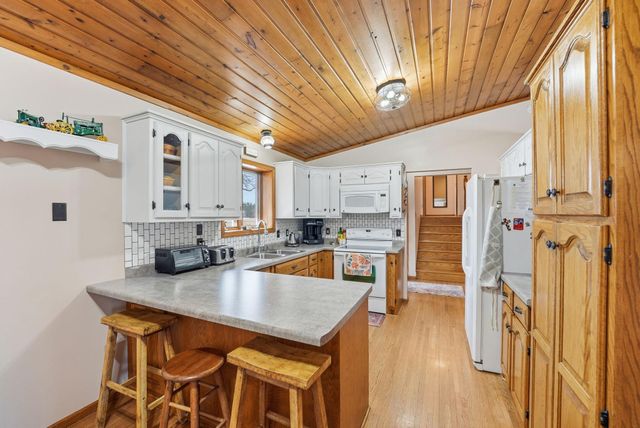 22364 45th Avenue, Saint Augusta, MN 56301