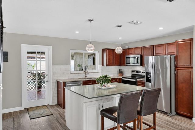 1905 POINSETTA LANE, Maitland, FL 32751