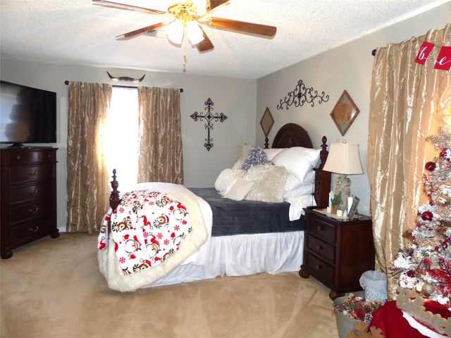 802 S China, Brady, TX 76825