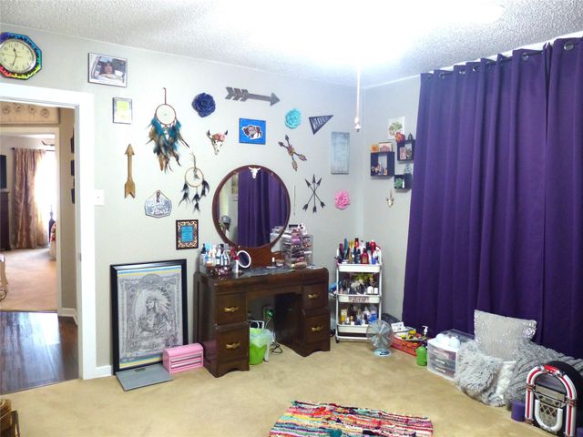 802 S China, Brady, TX 76825