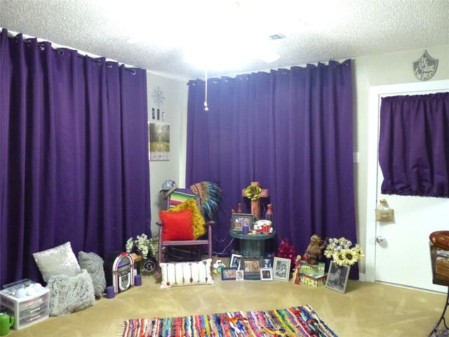 802 S China, Brady, TX 76825