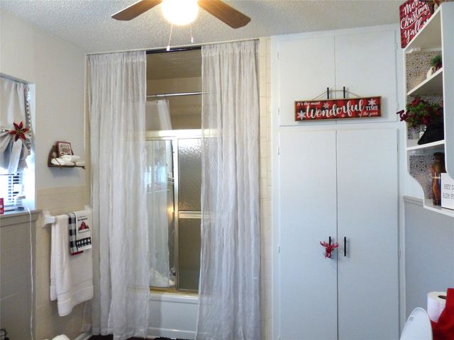 802 S China, Brady, TX 76825