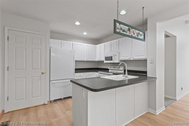 18344 Greenmeadow Drive, Clinton Township, MI 48038