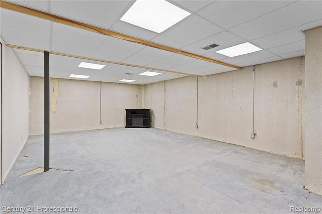 18344 Greenmeadow Drive, Clinton Township, MI 48038