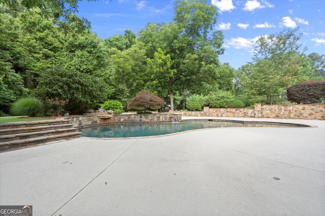 390 Chaffin Road, Roswell, GA 30075