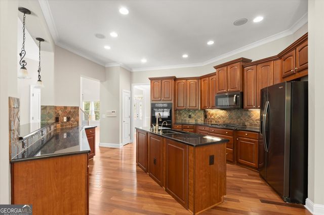 390 Chaffin Road, Roswell, GA 30075