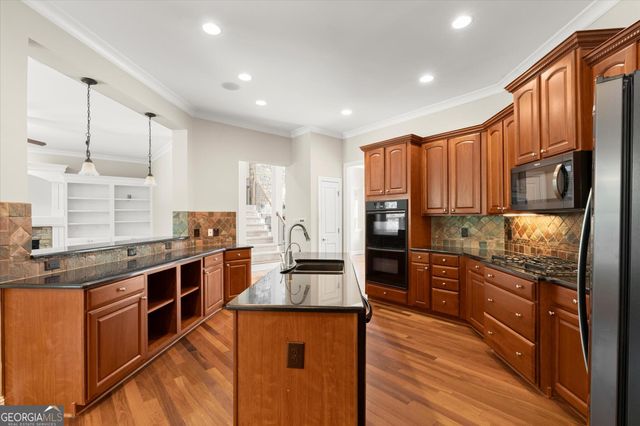 390 Chaffin Road, Roswell, GA 30075
