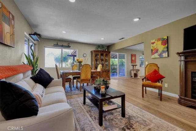 33230 Hollister, Lake Elsinore, CA 92530