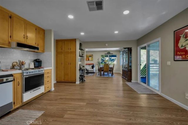 33230 Hollister, Lake Elsinore, CA 92530