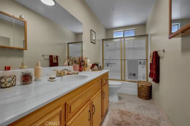 33230 Hollister, Lake Elsinore, CA 92530