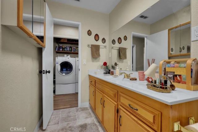 33230 Hollister, Lake Elsinore, CA 92530