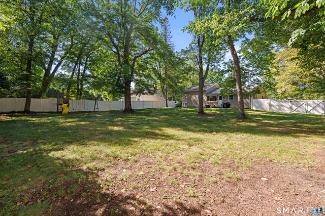 22 Margo Circle, North Haven, CT 06473