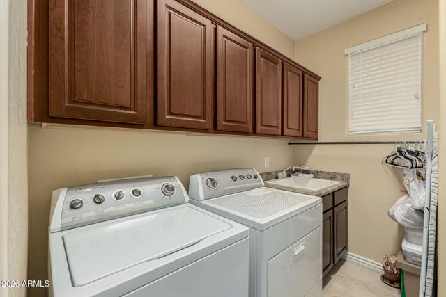 265 W BLUE LAGOON Drive, Casa Grande, AZ 85122