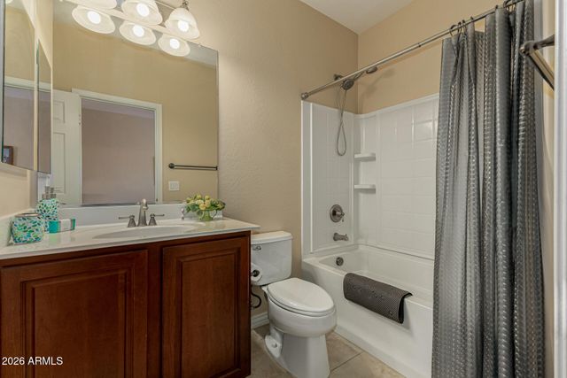 265 W BLUE LAGOON Drive, Casa Grande, AZ 85122