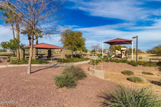 265 W BLUE LAGOON Drive, Casa Grande, AZ 85122