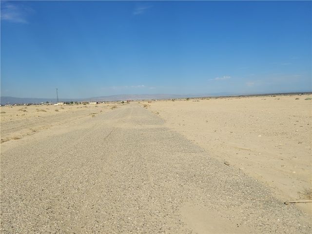 1291 Curtis Ave, Thermal, CA 92274