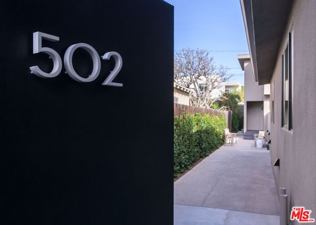 502 Huntley Drive, West Hollywood, CA 90048