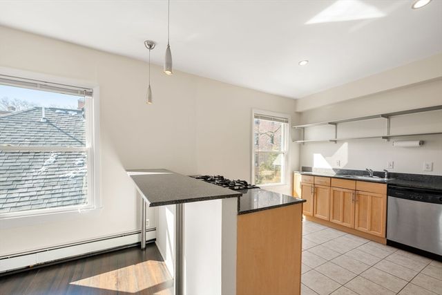 5 Brewer Street 5, Cambridge, MA 02138