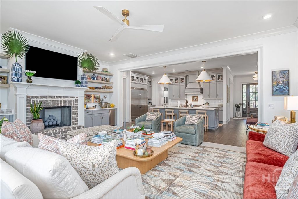 Image 13 of property listing at 5 Clairborn Retreat, Savannah, GA 31411