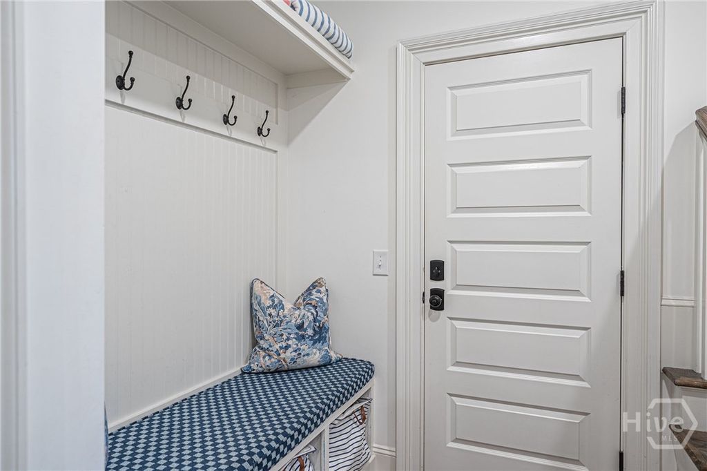 Image 18 of property listing at 5 Clairborn Retreat, Savannah, GA 31411