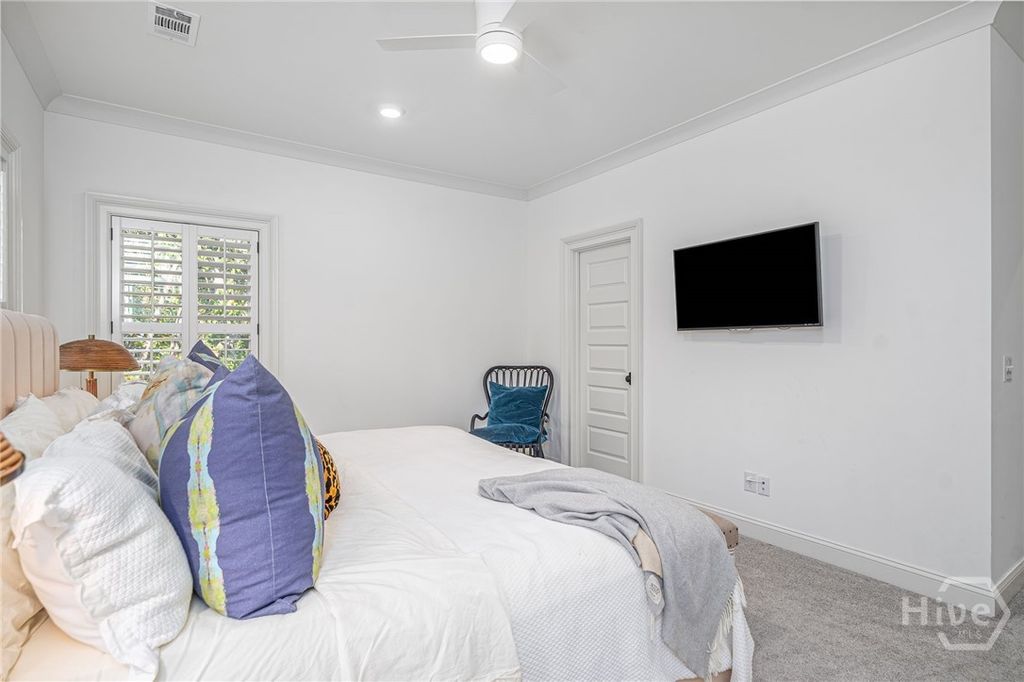 Image 36 of property listing at 5 Clairborn Retreat, Savannah, GA 31411