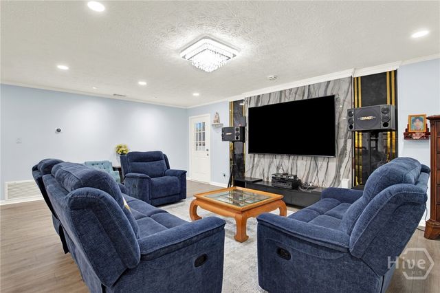 176 E 7th Street, Meldrim, GA 31318