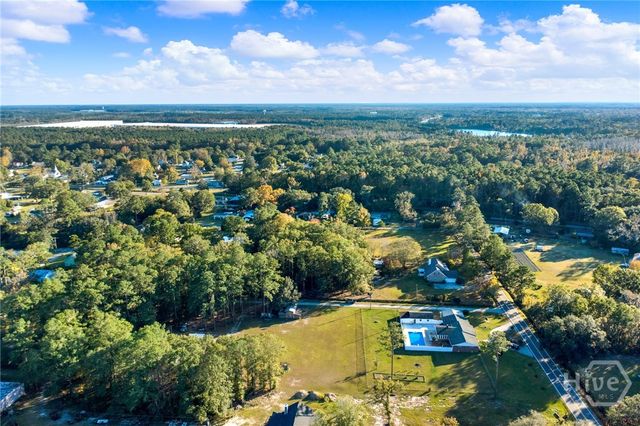 176 E 7th Street, Meldrim, GA 31318