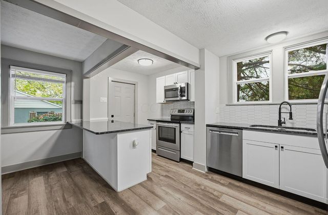 184 N Roys Avenue, Columbus, OH 43204