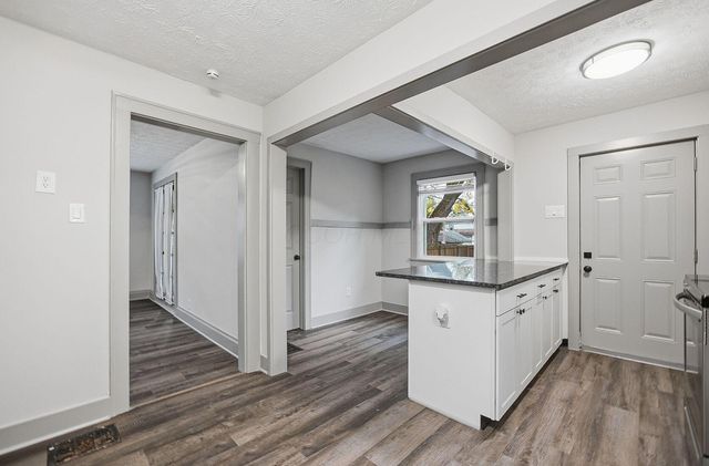 184 N Roys Avenue, Columbus, OH 43204