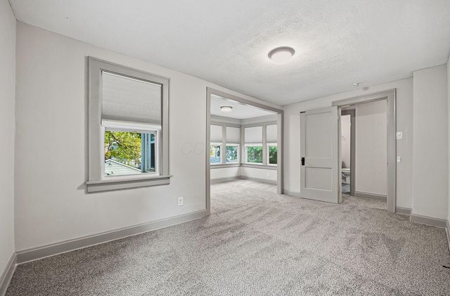 184 N Roys Avenue, Columbus, OH 43204