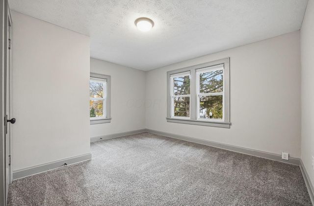 184 N Roys Avenue, Columbus, OH 43204