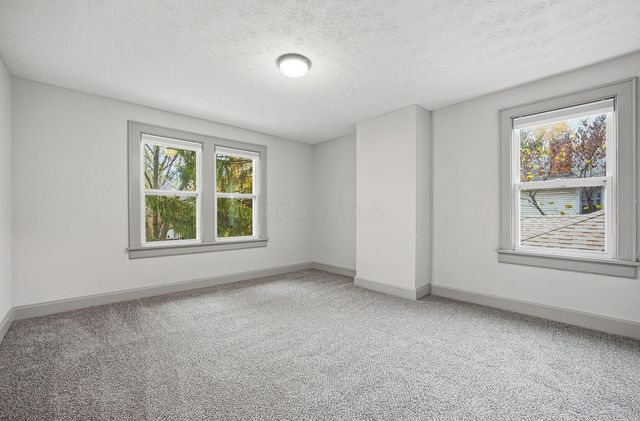 184 N Roys Avenue, Columbus, OH 43204