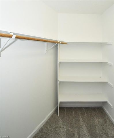 709 Pilgrim Ford Court, Clemmons, NC 27012