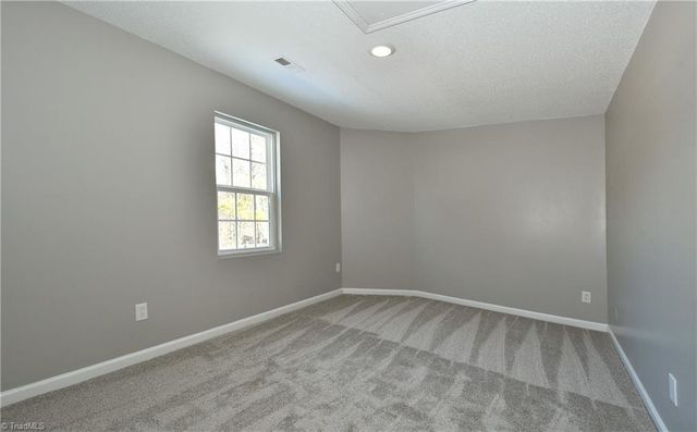 709 Pilgrim Ford Court, Clemmons, NC 27012