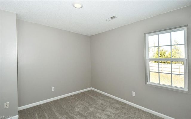 709 Pilgrim Ford Court, Clemmons, NC 27012