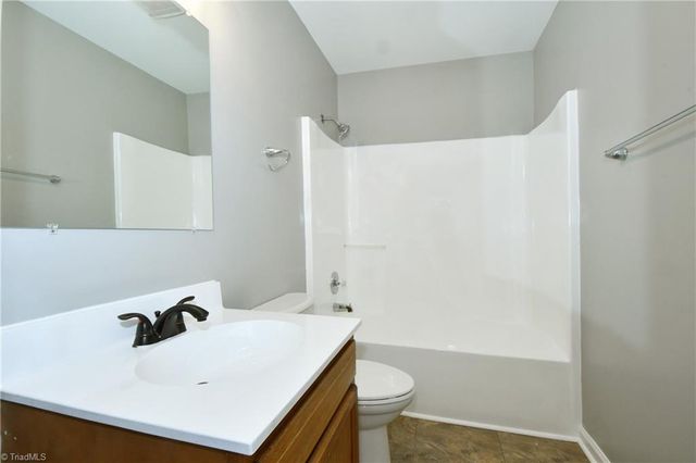 709 Pilgrim Ford Court, Clemmons, NC 27012