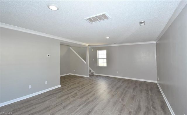 709 Pilgrim Ford Court, Clemmons, NC 27012