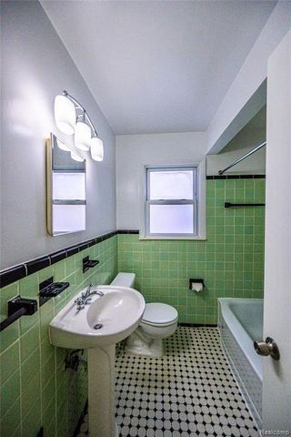 505 S Minerva Avenue, Royal Oak, MI 48067