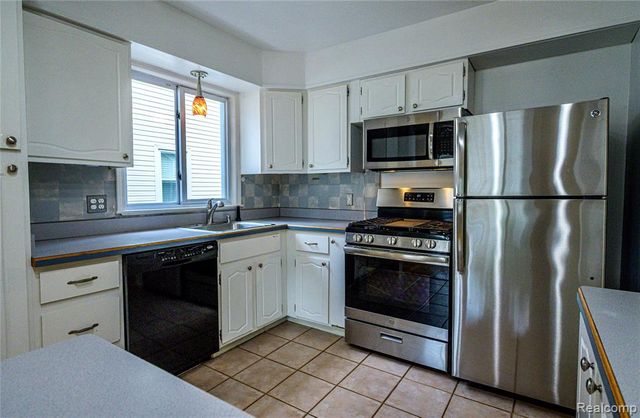 505 S Minerva Avenue, Royal Oak, MI 48067