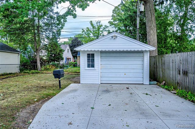 505 S Minerva Avenue, Royal Oak, MI 48067