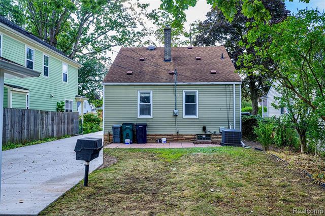 505 S Minerva Avenue, Royal Oak, MI 48067