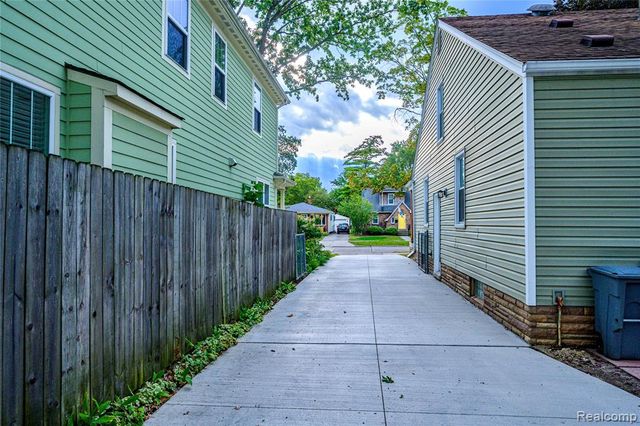 505 S Minerva Avenue, Royal Oak, MI 48067