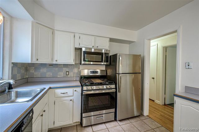 505 S Minerva Avenue, Royal Oak, MI 48067