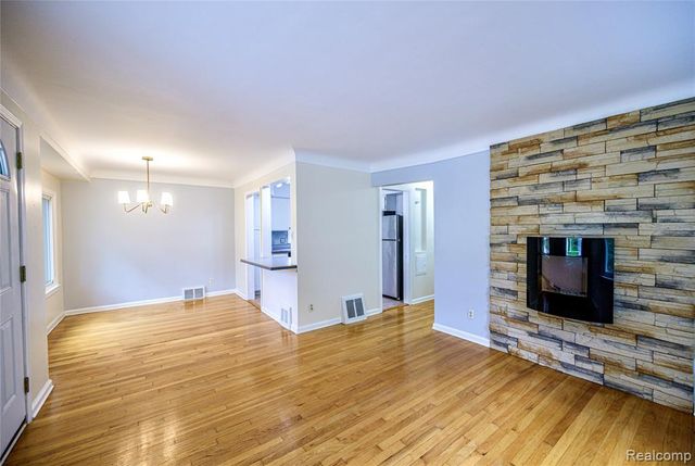 505 S Minerva Avenue, Royal Oak, MI 48067
