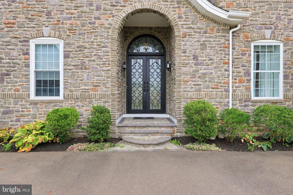 7 OXFORD DR, IVYLAND, PA 18974 — photo 2
