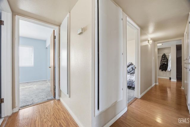 202 E Warren Street, Taft, CA 93268