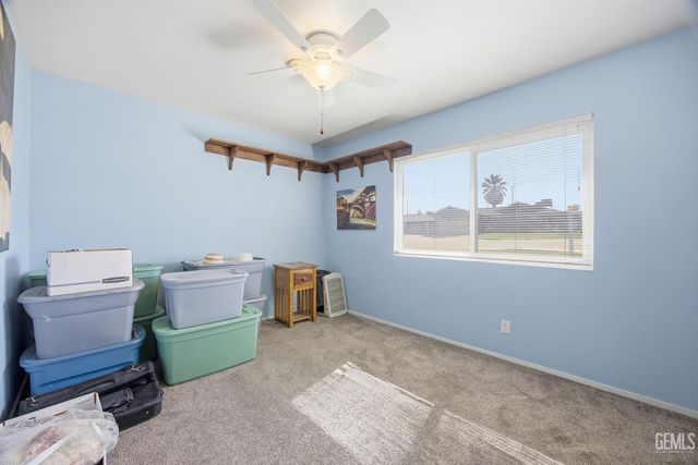 202 E Warren Street, Taft, CA 93268