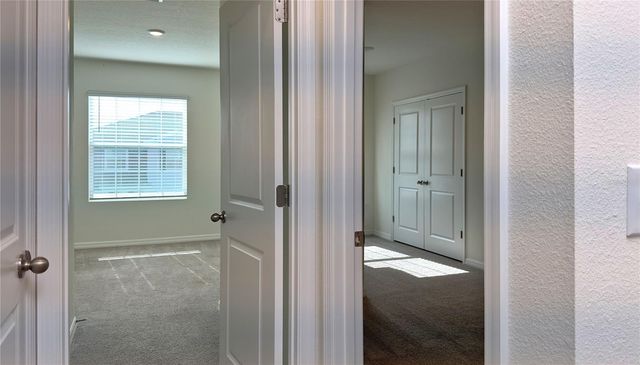 1570 HUBBELL ROAD, Wesley Chapel, FL 33543